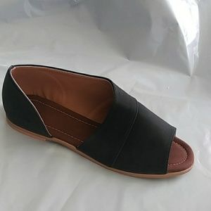 New Women's Peep Toe Cut Out Flats